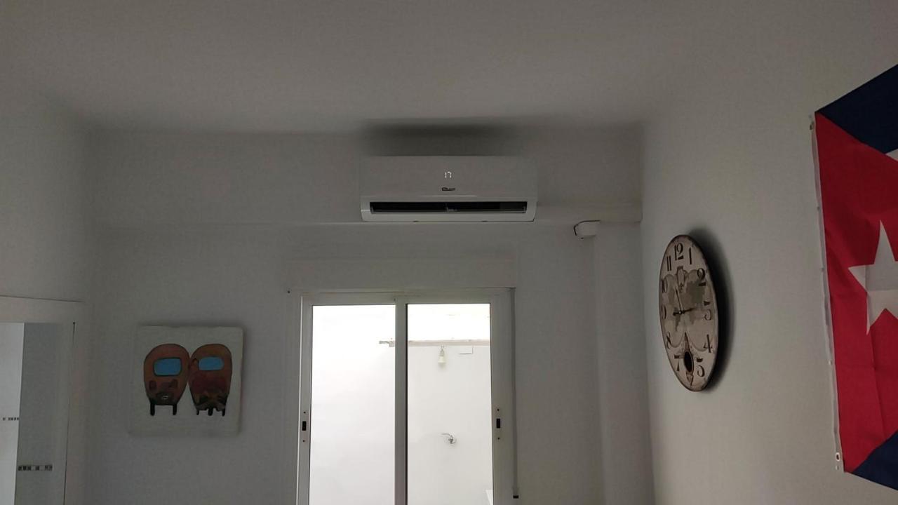 El Rinconcito Cubano En El Centro Apartment Almeria Exterior photo